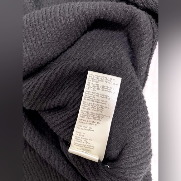 ✨ NWT WE THE FREE TOP SIZE XS ✨ - Picture 7 of 8